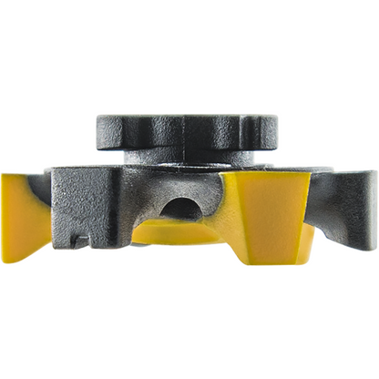 Champ Stinger Cleat